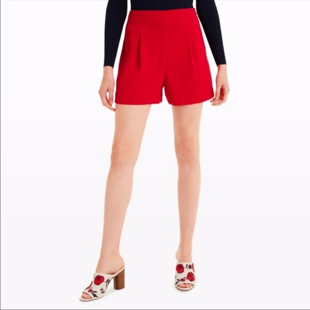 NWT Club Monaco Cecilia Shorts - red, size 0